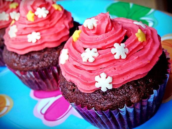 Świąteczne cupcakes z piernikowym kremem