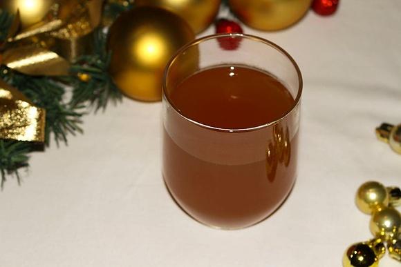 Kompot wigilijny z suszu - naturalny przepis na świąteczny napój