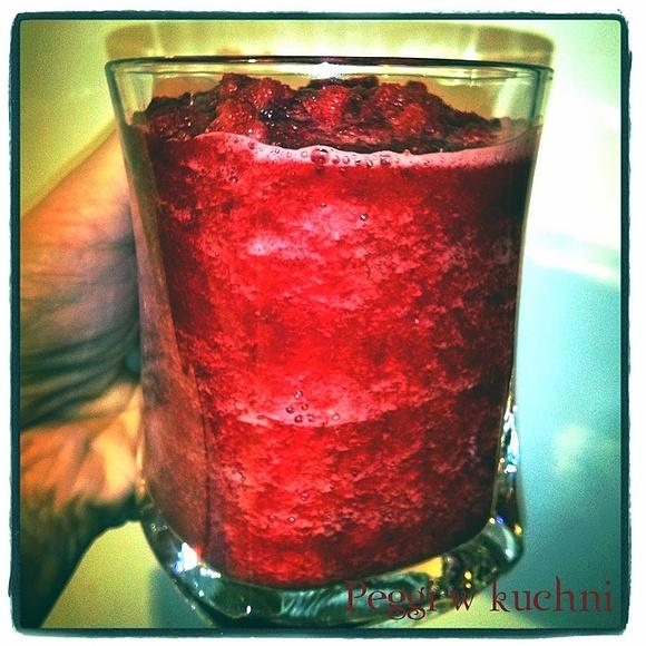 Smoothie z burakiem i selerem naciowym
