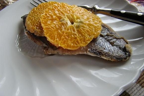 Mandarynkowa miruna