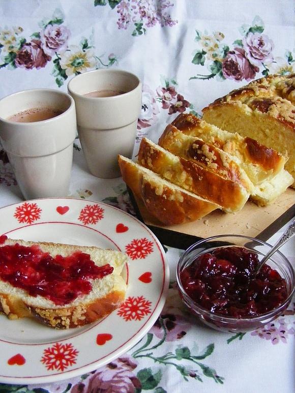 Chałka na śniadanie z makiem i bez cukru, idealna na Wigilię