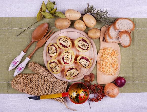 Pieczone nadziewane ziemniaki