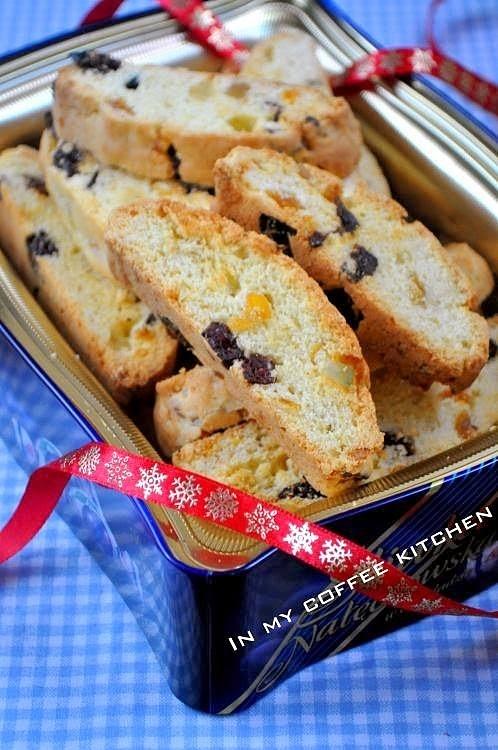 Biscotti z bakaliami