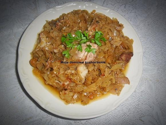 Bigos z słodkiej kapusty w wolnowarze