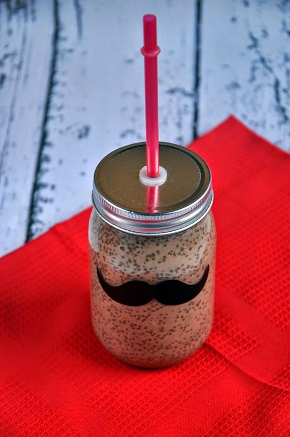 Czekoladowo-bananowy pudding chia