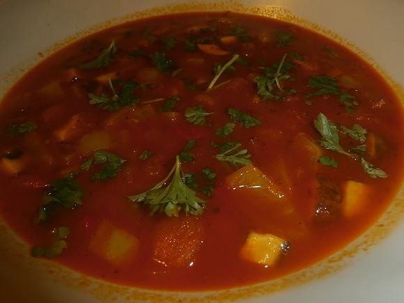 Zupa a'la gulaszowa