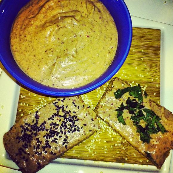 Hummus z czerwoną fasolą