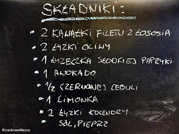 Łosoś z salsą awokado - grillowany przepis na kolację we dwoje