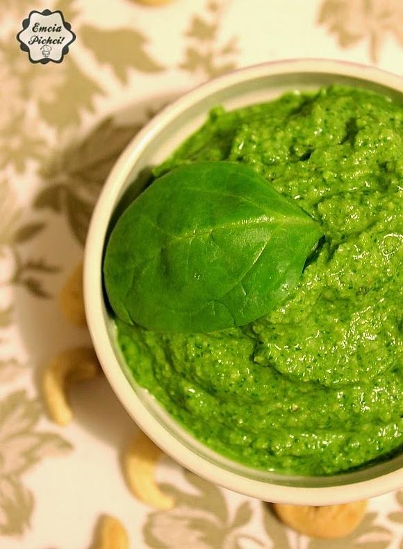 Pesto ze szpinaku