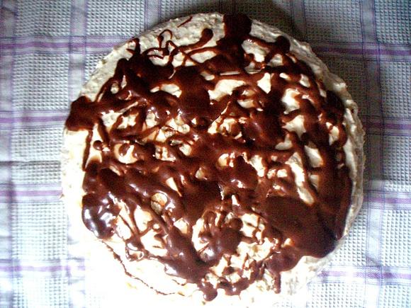 Noworoczny tort szampański