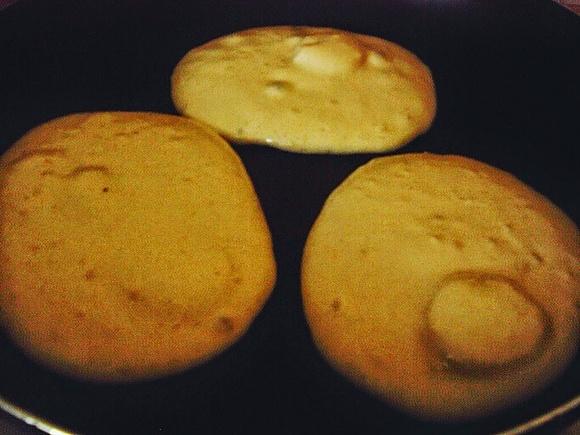 Pancakes - amerykańskie naleśniki na śniadanie