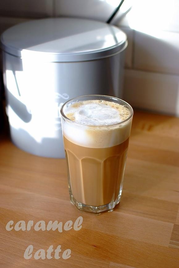 Caramel latte - kawa latte o smaku karmelowym
