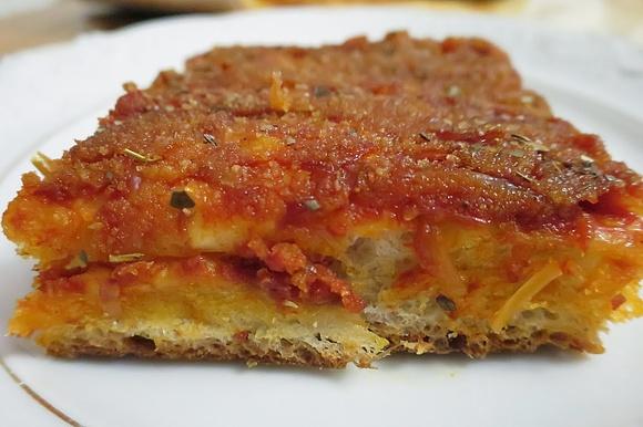 Pizza sfincione
