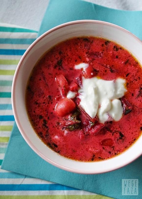 Botwinka z tymiankiem i mlekiem kokosowym