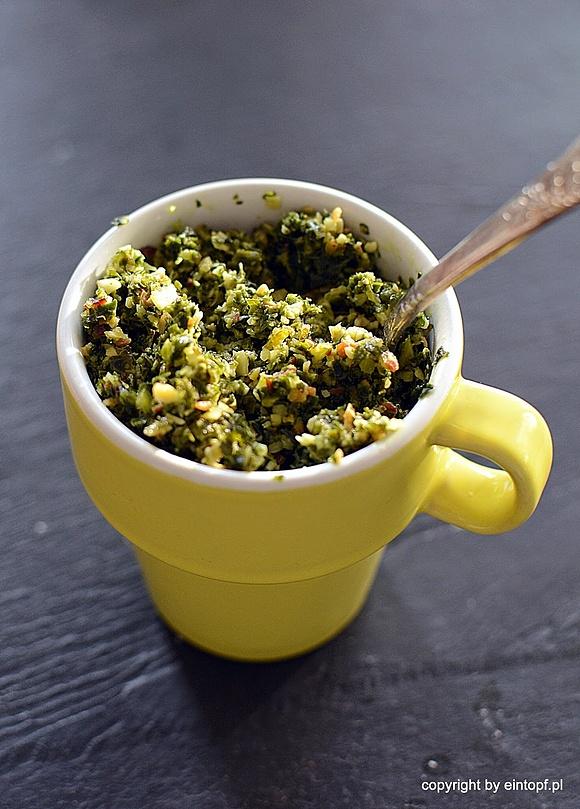 Pesto z jarmużu