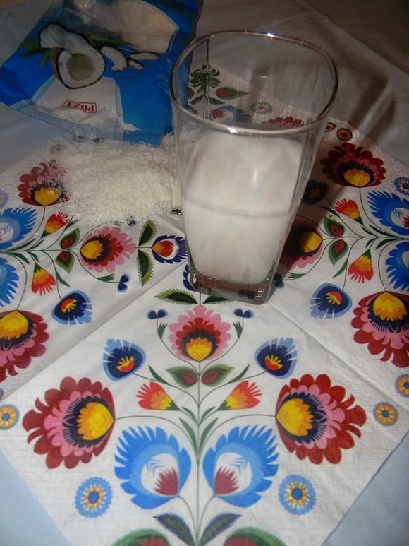 Domowe mleko kokosowe