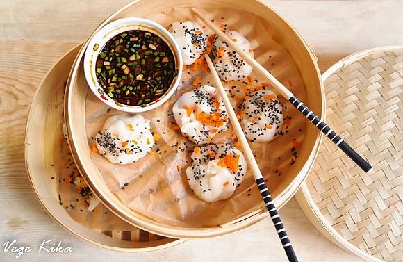 Dim sum chińskie pierożki wegetariańskie z tofu