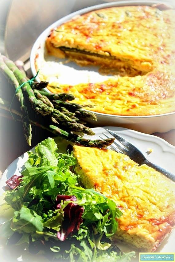 Tarta ze szparagami i serem parmezan
