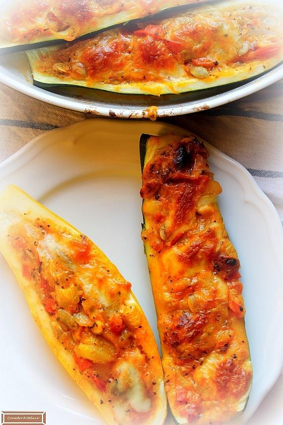 Cukinie faszerowane pomidorami i mozzarellą
