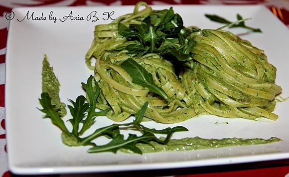 Zielone pesto z rukoli i ricotty