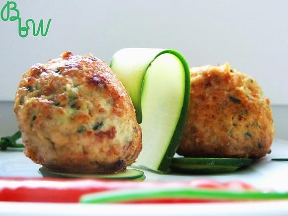 Kotleciki mielone z cukinią i szczypiorkiem