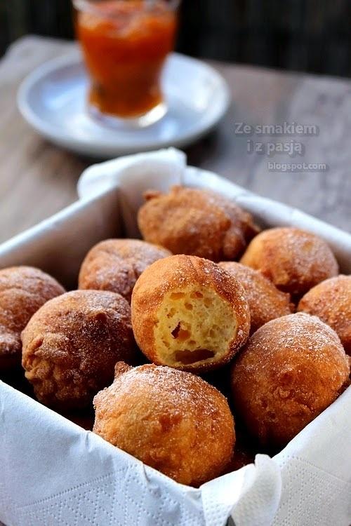 Błyskawiczne pomarańczowe pączki bez drożdży