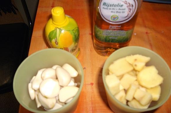 Pasta czosnkowo-imbirowa