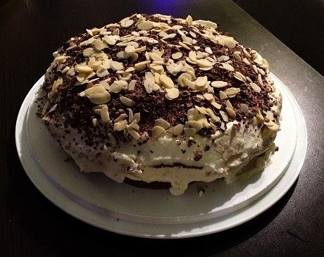 Tort kawowo-czekoladowy – słodka niespodzianka na 30-stkę