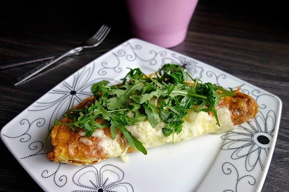 Omlet ze szpinakiem i serem feta