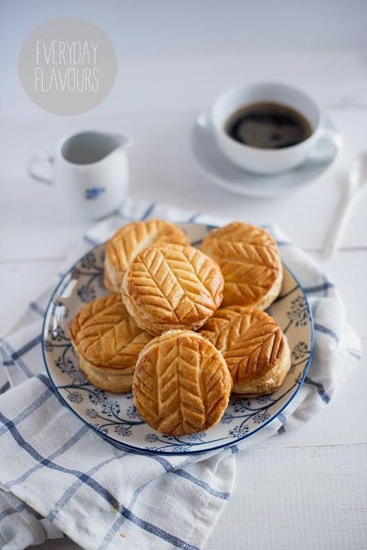 Galettes des Rois - tradycyjne ciasto francuskie z migdałami