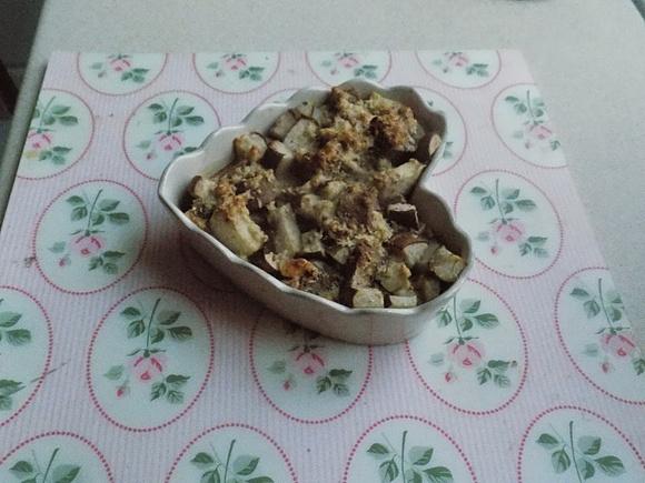 Chałwowo waniliowy pudding chlebowy z gruszką