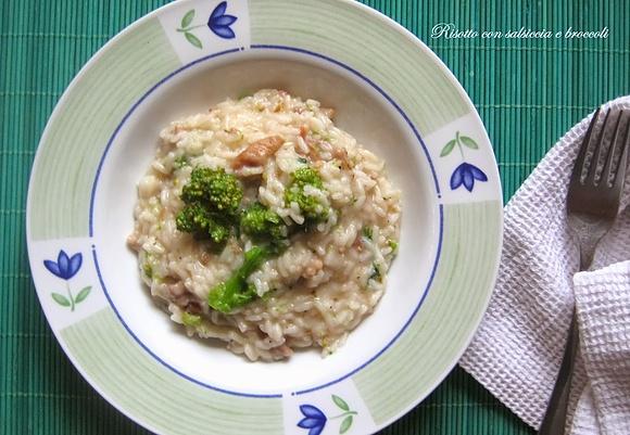 Risotto z kiełbasą i brokułami