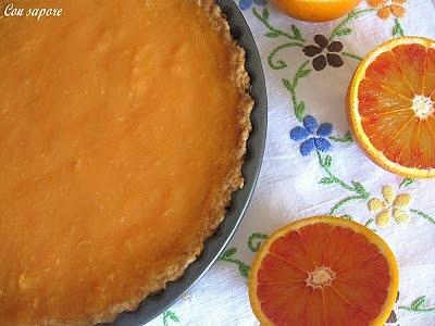 Tarta z kremem z czerwonych pomarańczy