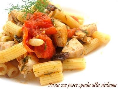 Pasta z miecznikiem po sycylijsku