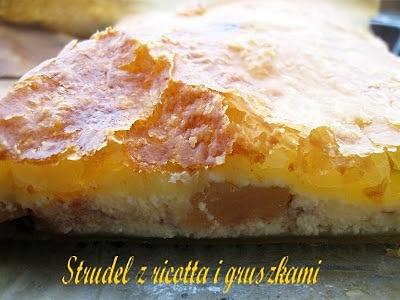 Szybki strudel z ricottą i gruszkami
