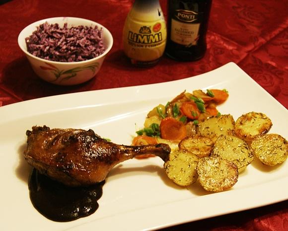 Kacze uda w sosie śliwkowym z octem balsamicznym
