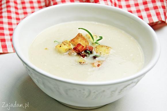 Zupa chrzanowa z boczkiem i ziemniakami