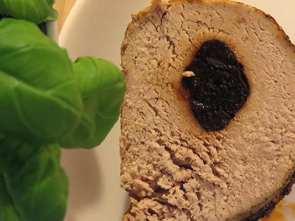Schab ze śliwką i sosem na niedzielny obiad