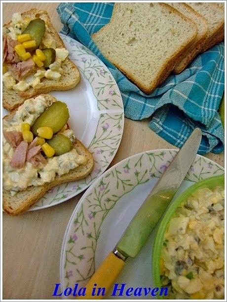 Sałatka z tuńczykiem jako pasta na kanapki