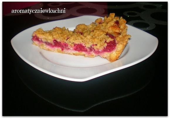 Tarta z malinami i białą czekoladą