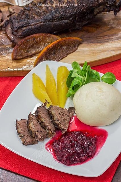 Gęsia pierś w pomarańczach i winie