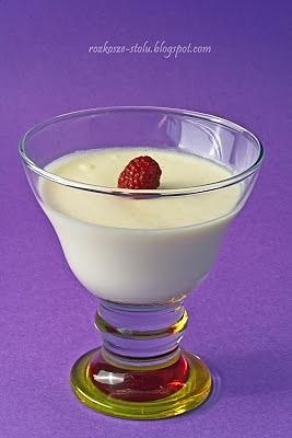 Panna cotta na powitanie wiosny