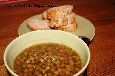 Zupa z czerwonej soczewicy z chili i trybulką - turecki przepis