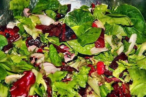 Dymne sałaty vege