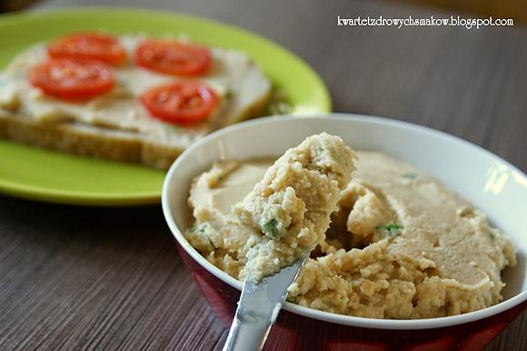 Hummus z czerwonej soczewicy