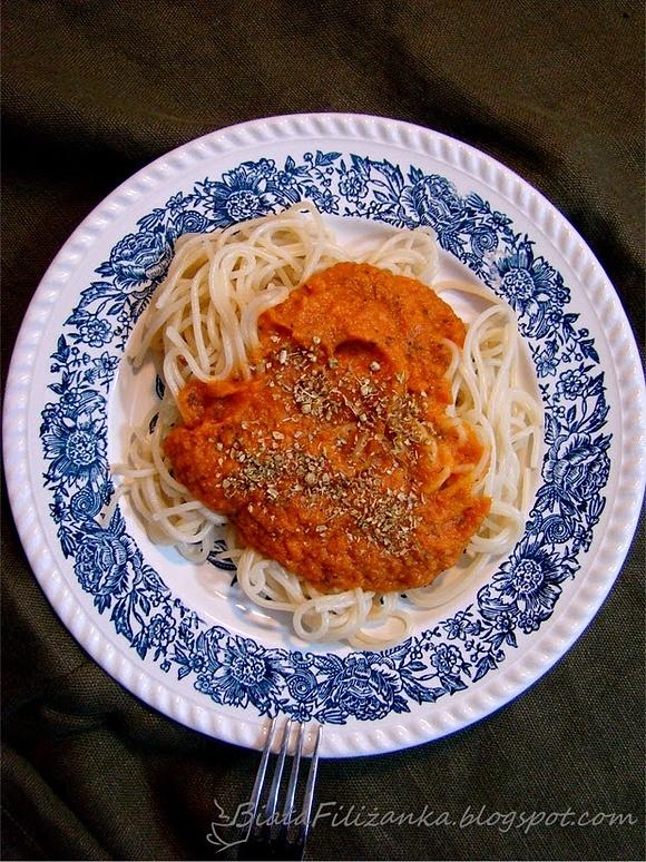 Spaghetti z sosem warzywnym - najlepszy na świecie
