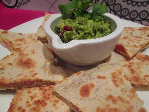 Quesadilla z guacamole