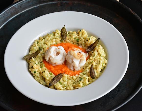 Roladki z dorsza z puree z marchewki i selerowe risotto