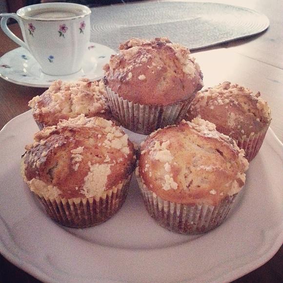 Kukbukowe muffiny z jabłkami i kruszonką