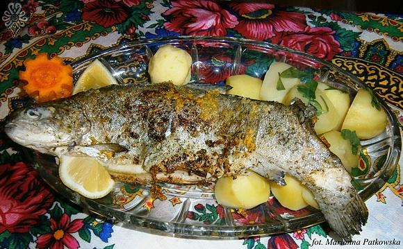 Pstrąg smażony na maśle